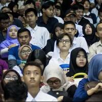 sri-mulyani-klaim-tingkat-pengangguran-turun-jadi-619-persen