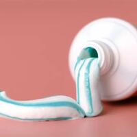 5-tips-menghapus-cat-kuku-tanpa-nail-polish-remover-mudah--praktis