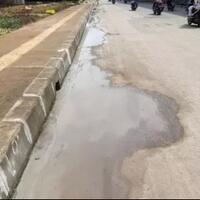 perbaikan-tak-lagi-terlihat-genangan-masih-ada-di-di-panjaitan-jaktim