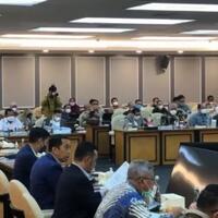 rapat-hingga-subuh-hari-dpr-setuju-ruu-ikn-dibawa-ke-paripurna-pks-menolak