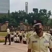 sudah-berbeda-dengan-polri-seragam-baru-satpam-malah-disebut-mirip-polisi-india