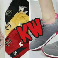 kenapasih-orang-indonesia-suka-barang-kw