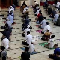 covid-melonjak-mui-perbolehkan-salat-jumat-diganti-salat-zuhur