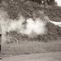 kalian-tak-akan-percaya-foto-ini-bukti-jaman-dulu-itu-memang-sulit-dipercaya