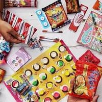 jajanan-jaman-dulu-yang-bikin-bocil-senang-pada-masanya