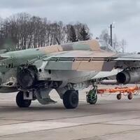 meski-sempat-tersengat-rudal-panggul-su-25-berhasil-mendarat-dengan-selamat