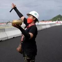 miris-quotpawang-hujanquot-dipuji-media-asing-dihina-di-negeri-sendiri