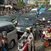 tips-sabar-berkendara-kena-macet-saat-sedang-berpuasa