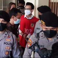 kpk-terima-laporan-pegiat-medsos-adam-deni-terkait-dugaan-korupsi-ahmad-sahroni