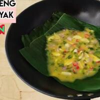 minyak-goreng-mahal-yuk-masak-telor-pakai-daun-pisang