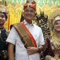 ganjar-pranowo-dapat-gelar-kehormatan--teuku--dari-masyarakat-aceh