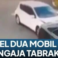 gara-gara-arogan-di-jalan-pengendara-mobil-ini-nyalinya-ciut-seketika