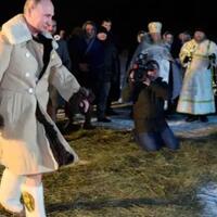 dari-sosok-presiden-rusia-vladimir-putin-sikapnya-terhadap-guru-patut-dicontoh