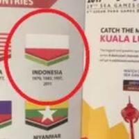 5-momen-nyeleneh-malaysia-jadi-host-di-sea-games-ke-29-bendera-indonesia-terbalik