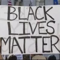 warga-kulit-hitam-yang-ditembak-polisi-kulit-putih-bentuk-rasismekah-kamiskriminal