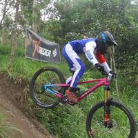 persaingan-makin-panas-hasil-putaran-kedua-76-indonesian-downhill-2025