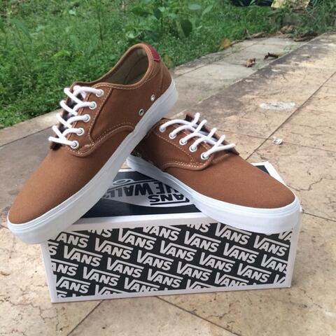 vans chima cork