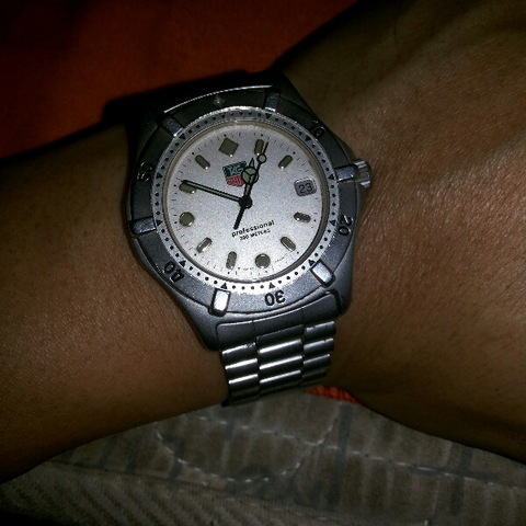 TAG HEUER Profesional Quartz bandung 