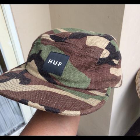 huf 5 panel hat