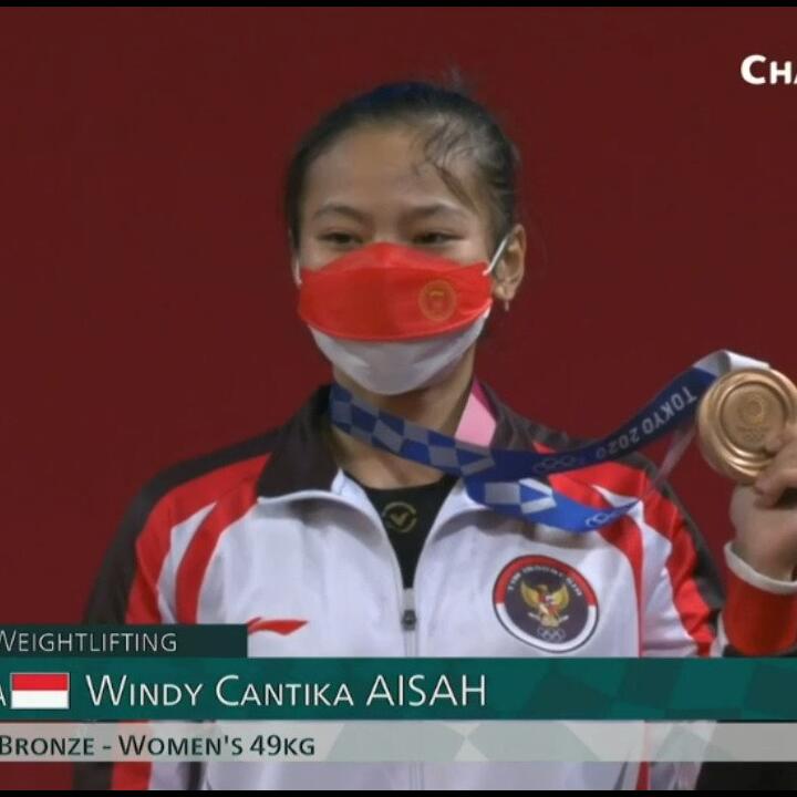 Tujuh Cerita Menarik Dari Medali Pertama Indonesia di Tokyo