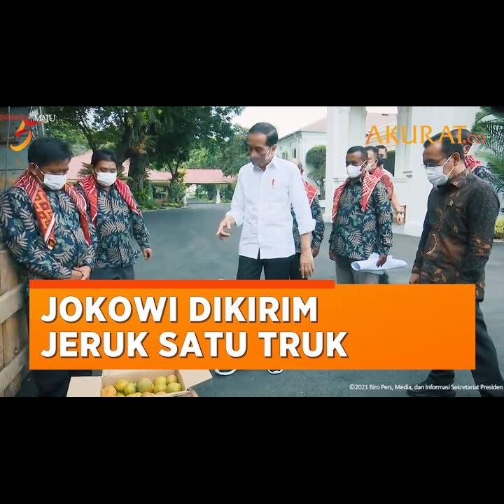 Pak Jokowi Diberikan Oleh-Oleh Jeruk, Cara Demo Yang Cerdas Di Tengah Pandemi