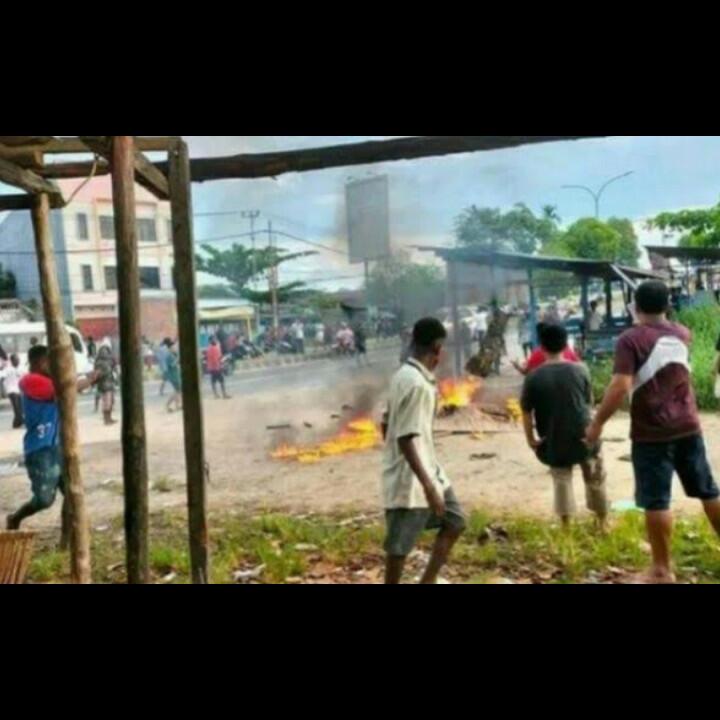 Termakan Hoax, Warga Desa Tega Bakar Hidup-hidup Wanita Hingga Tewas!