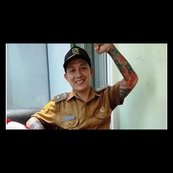 Kades Bertato, Apa Yang Salah Dengan Tato! Ingat Bu Susi Kan?