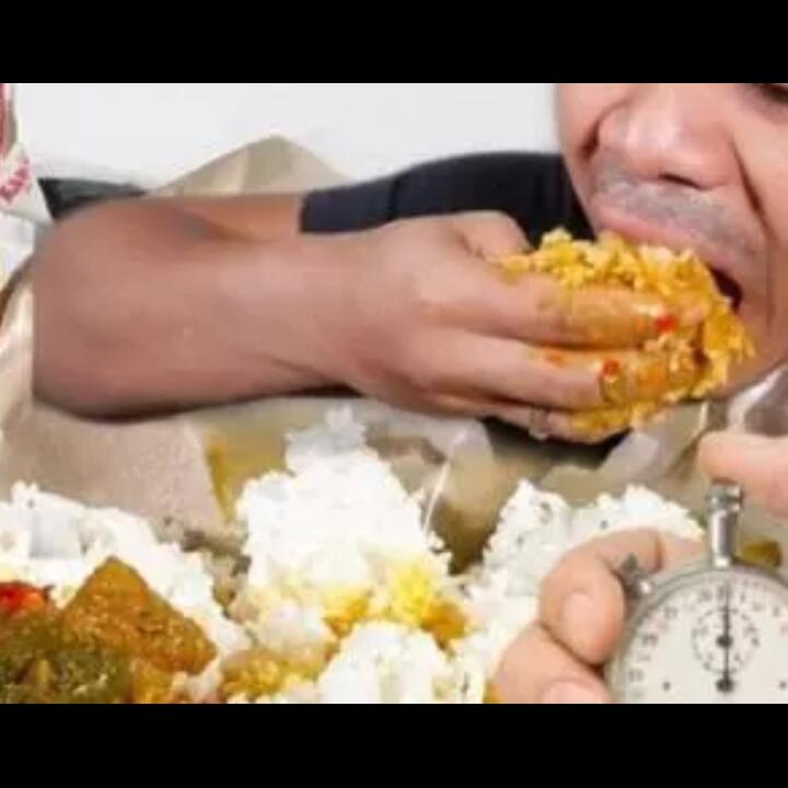 Muncul Parodi Makan di Tempat Dibatasi Waktu 20 Menit Saja, Apakah Ada yang Salah?