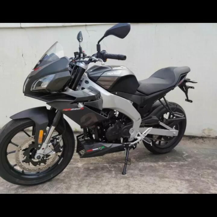 Aprilia Sekelas Brand Moge Premium Akan Merilis Motor 250cc, Siap Siap Gan!