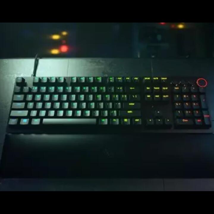 Sambutlah Keyboard Paling Cepat di Dunia - Razer Huntsman V2