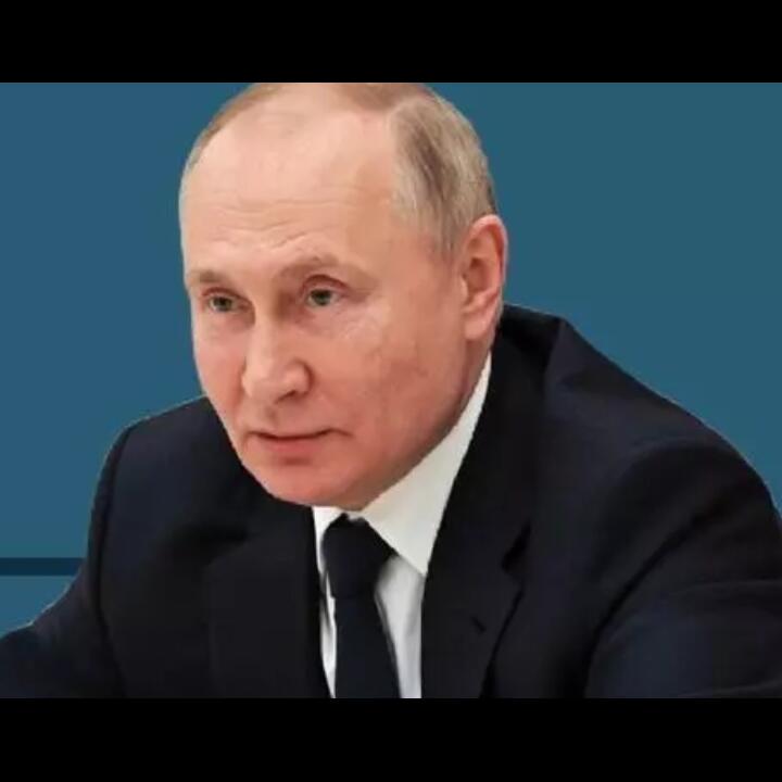 Sambut Jokowi, Putin Nyatakan Tertarik Garap Nuklir di Indonesia!