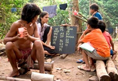 Kisah Butet Manurung Memperjuangkan Pendidikan Di Belantara Rimba