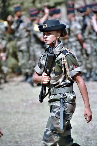 55 militer wanita di dunia