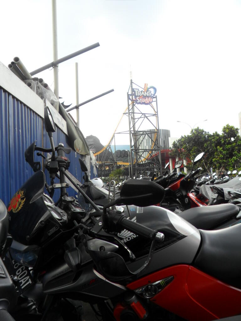 Suka 'piknik' naik Motor ??masuk dulu yuk ^^