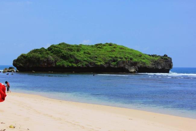 Wisata Pantai yang menakjubkan di Gunungkidul, Yogyakarta