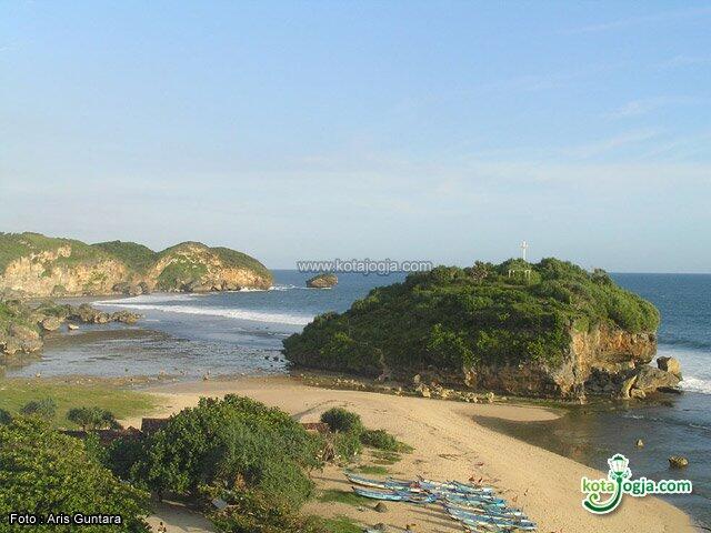 Wisata Pantai yang menakjubkan di Gunungkidul, Yogyakarta