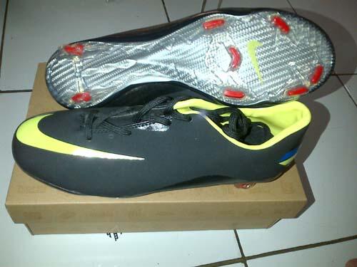 Sepatu Bola Replika AAA Nike Adidas
