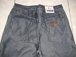 Jaket Jeans Levis termurah dan terlaku di kaskus cuma 125rb gan. cekidot gan