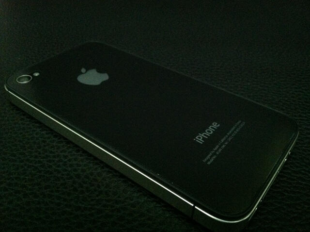 iPhone 4 CDMA 16Gb/32Gb Black White Verizon 99% New 3jtan Termurah!!!