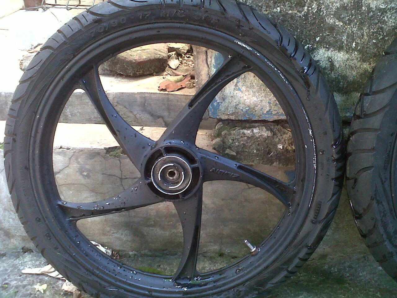 32 Gambar Harga  Velg  Racing Motor  Zigen Pelekmodif