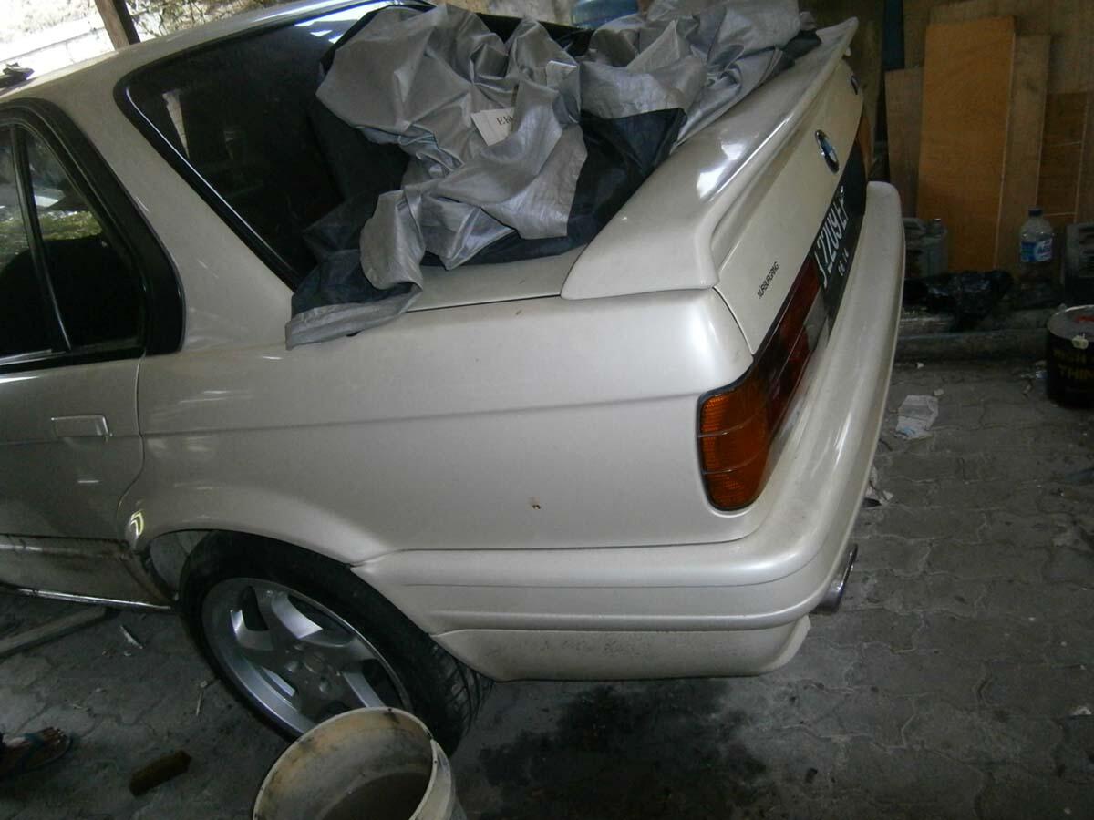 Restorasi & Transformasi BMW E30