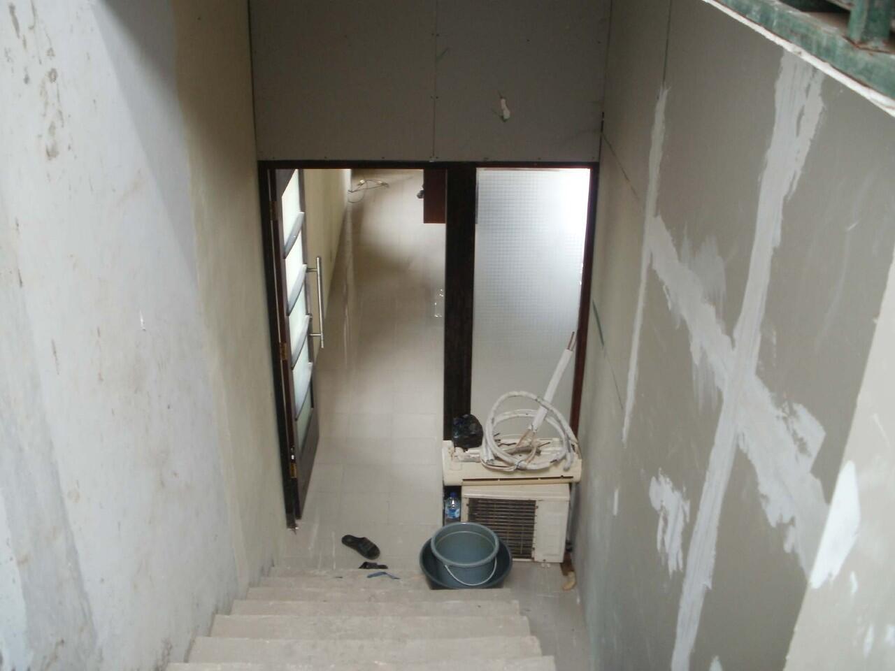 DI JUAL / LELANG RUMAH di JOGLO , KEMBANGAN , JAKARTA BARAT