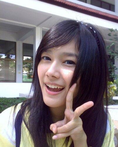 Cowo Pasang Foto Cewe Cakep/Artis Cantik jd Wallpaper Hape??