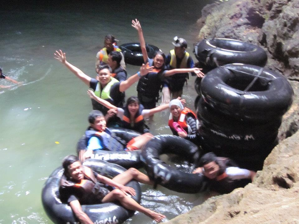 &#91;Serunya Liburan&#93; Menyusuri Goa Pindul dan Air Terjun Sri Gethuk