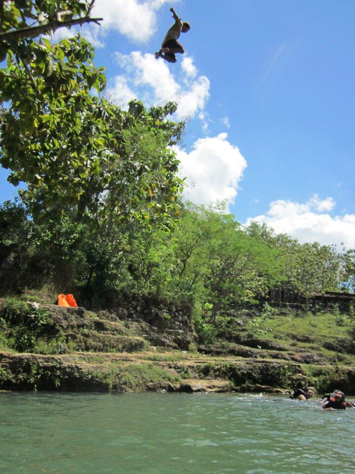 &#91;Serunya Liburan&#93; Menyusuri Goa Pindul dan Air Terjun Sri Gethuk