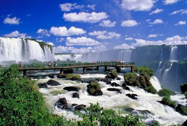 Pesona Iguazu, Air Terjun Terbesar di Brazil