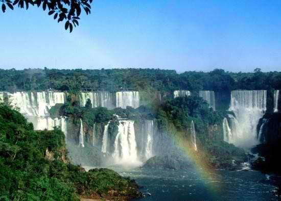 Pesona Iguazu, Air Terjun Terbesar di Brazil
