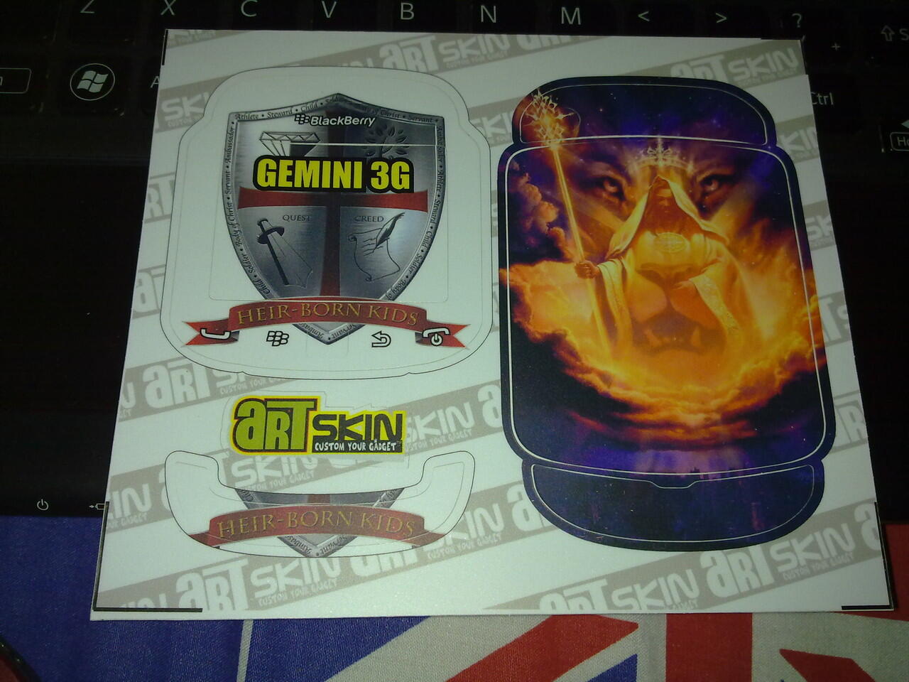 WTS skin Hape / garskin untuk android, nokia and Blackberry Murah dengan POLA BARU