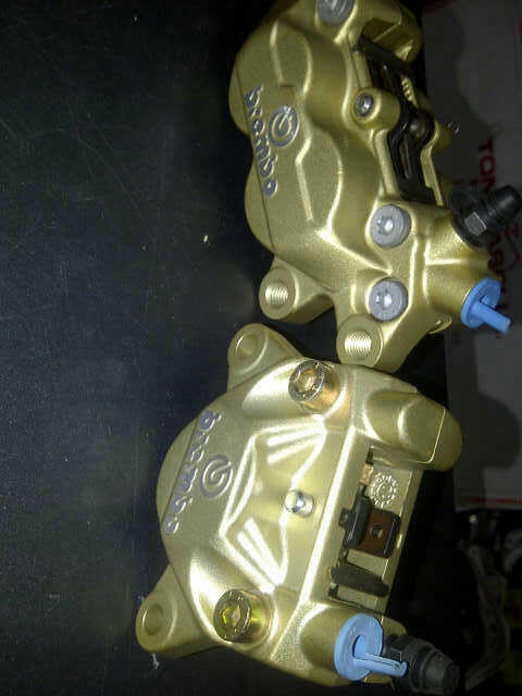PERFORMANCE AND BODYWORK PARTS CBR 250 by Joo0 (Frame slider, Exhayst, etc)