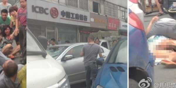 China Gempar oleh supir bus &#039;Kanibal&#039; Serang Perempuan dengan memakan WAJAH nya ..